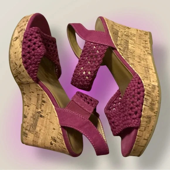 Maurices brand wedge sandals featuring a woven design and a vibrant pink color - Picture 3 of 5